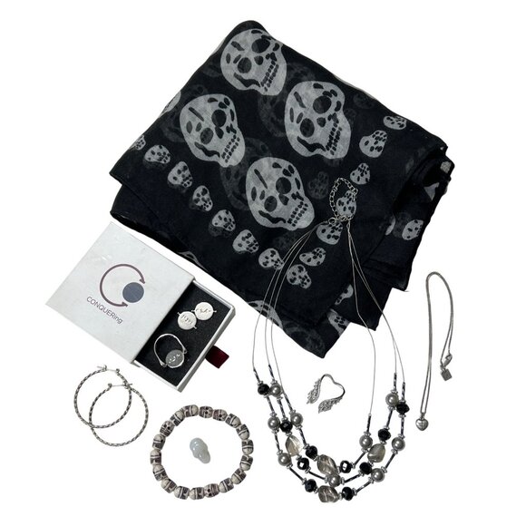 Mixed Gothic Jewelry 7-Piece Set W/ CONQUERing and Skull Scarf - Picture 7 of 7